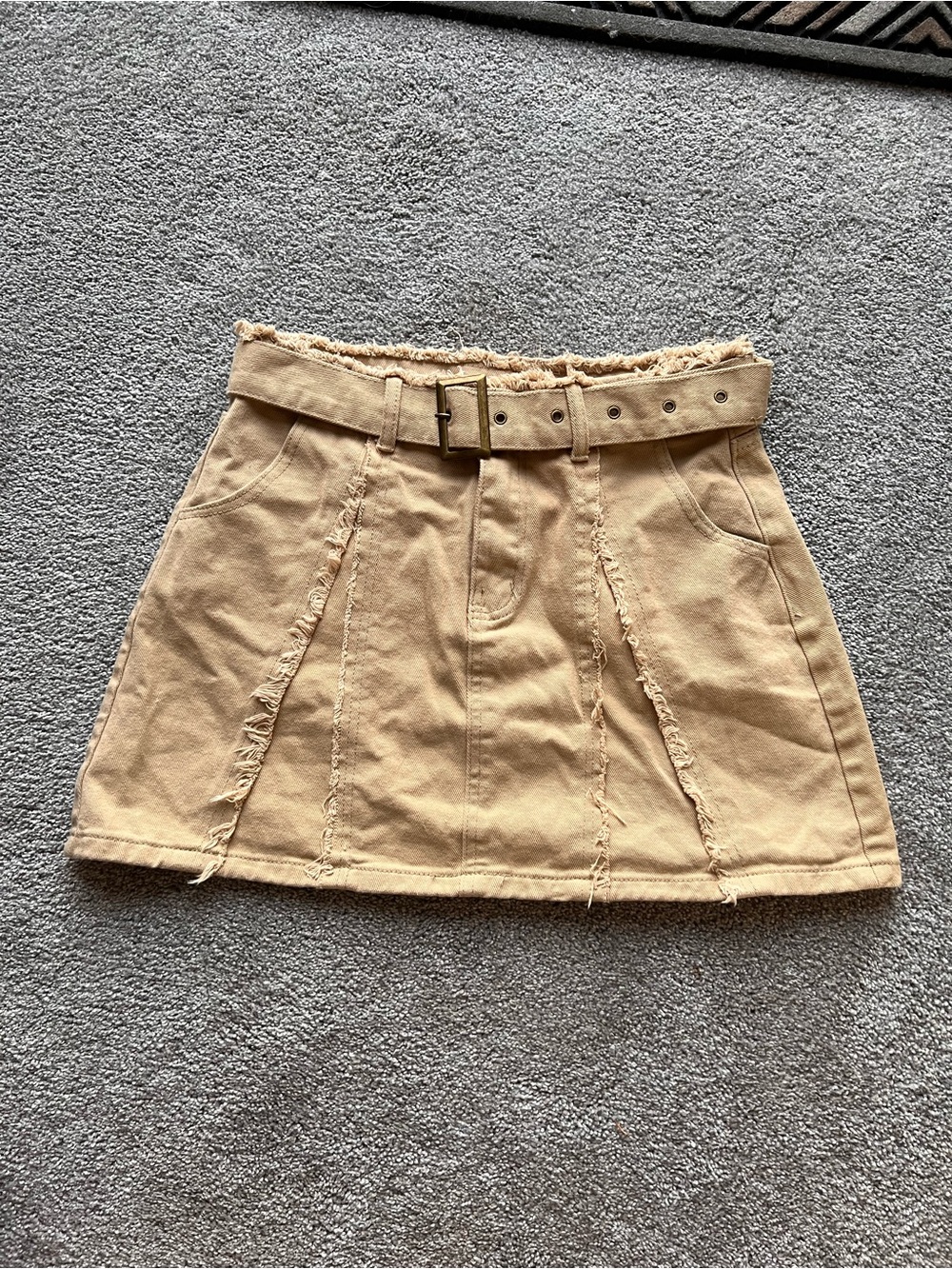 Y2K Bratz Doll Distressed Khaki Denim Skirt Streetwear - Women’s Large
